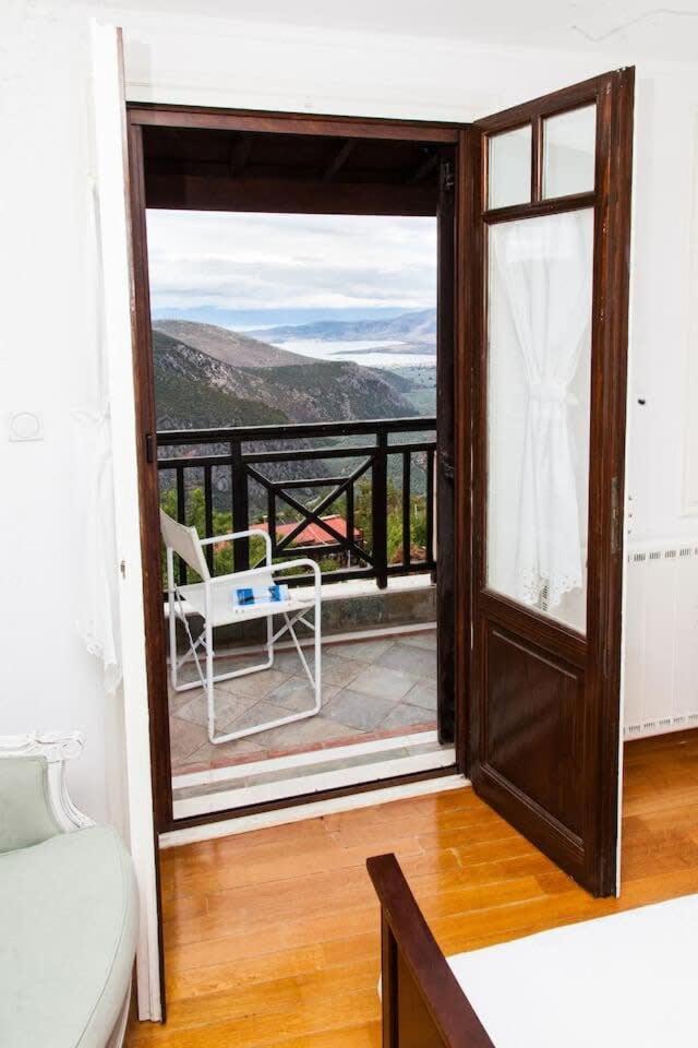Apollon Stone Villa In Delphi With Breathtaking Views Exteriér fotografie
